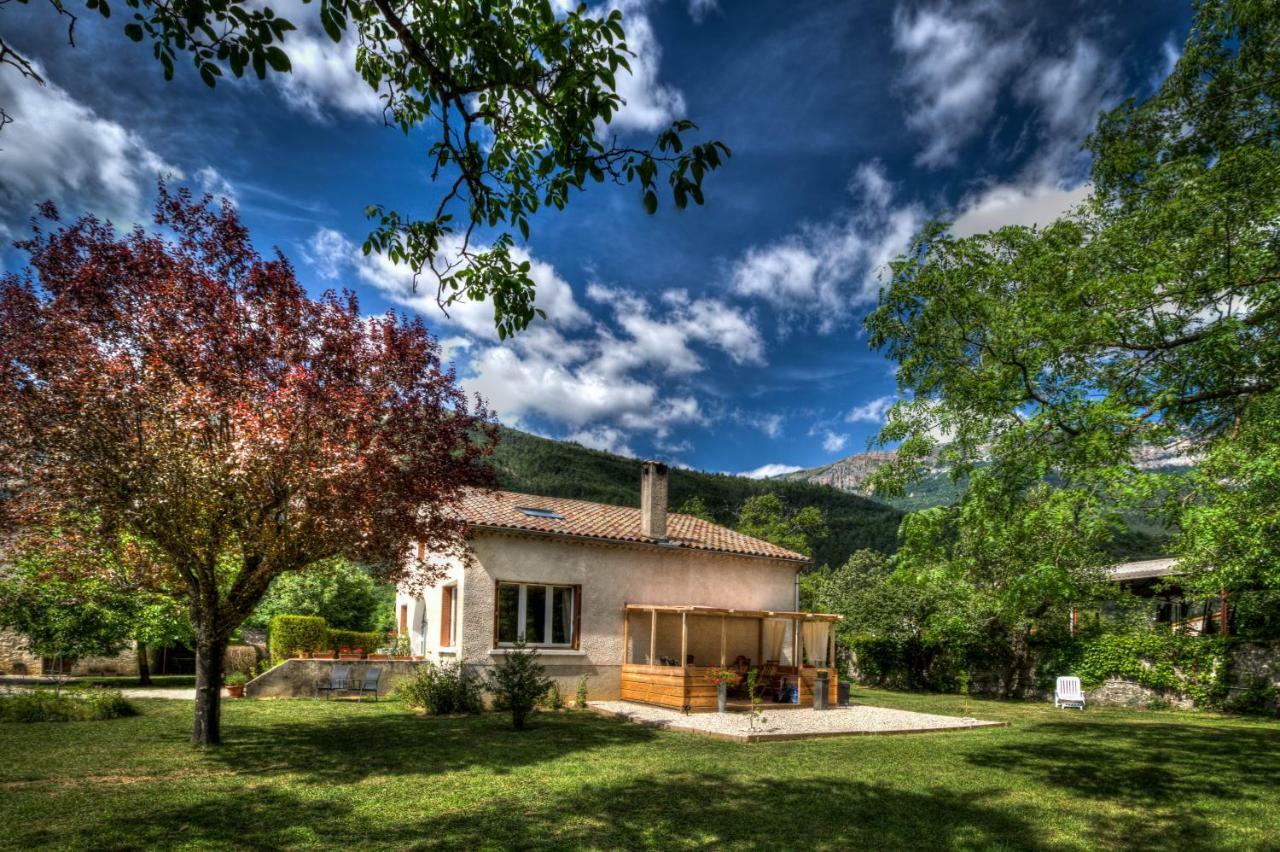L'Enclos B&B Châtillon-en-Diois Exterior foto